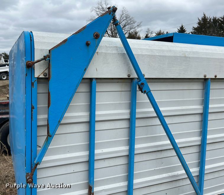 image for item MM9172 Goossen TV-2  three point vacuum