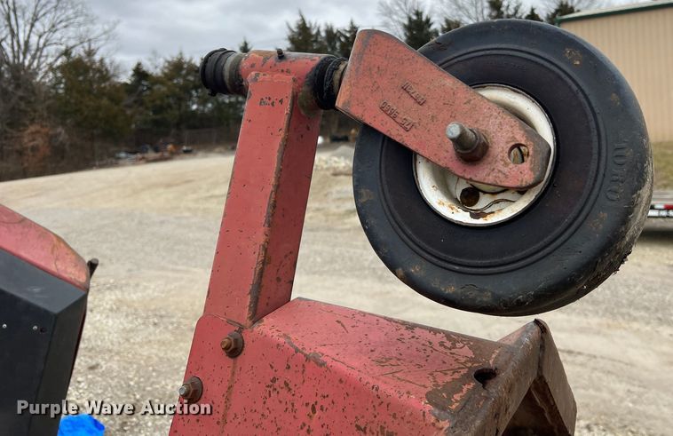 image for item MM9174 Toro Ground Master 580D  lawn mower