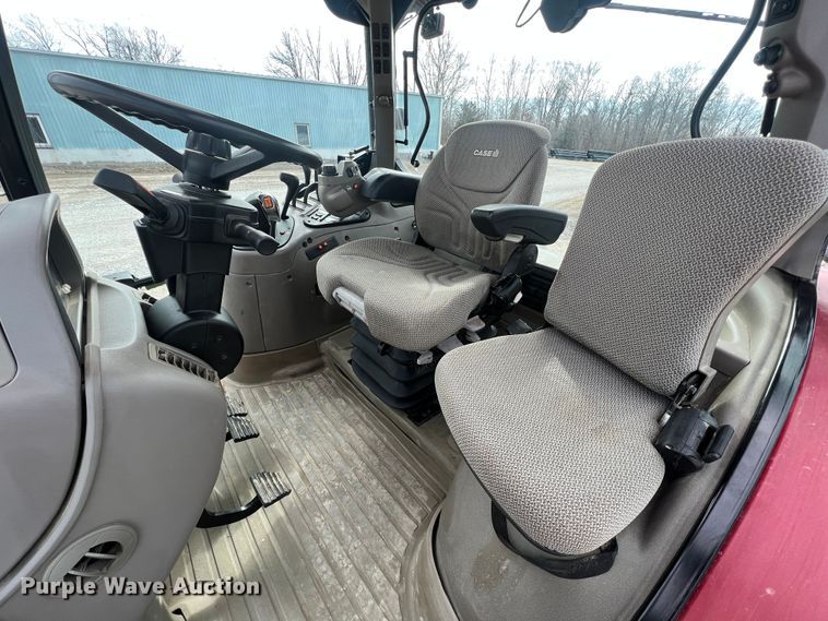 image for item MM9203 2012 Case Maxxum 125  MFWD tractor