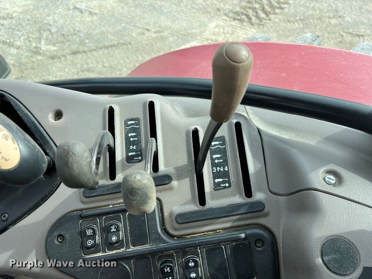 image for item MM9203 2012 Case Maxxum 125  MFWD tractor