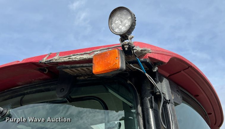 image for item MM9203 2012 Case Maxxum 125  MFWD tractor