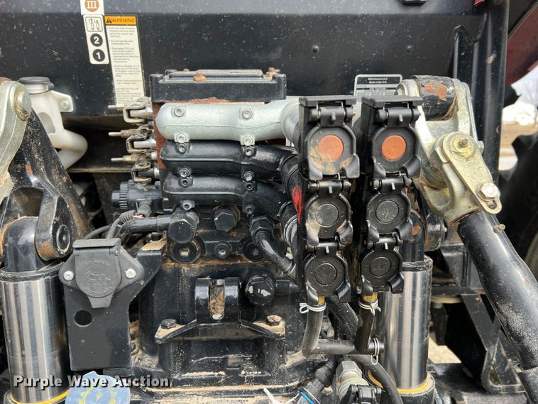 image for item MM9203 2012 Case Maxxum 125  MFWD tractor