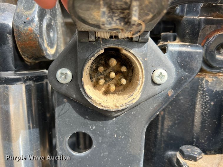 image for item MM9203 2012 Case Maxxum 125  MFWD tractor