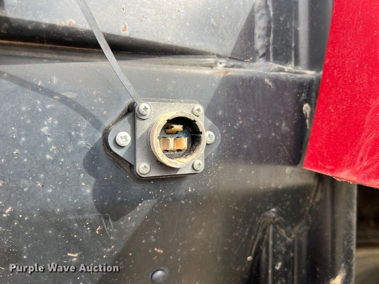 image for item MM9203 2012 Case Maxxum 125  MFWD tractor