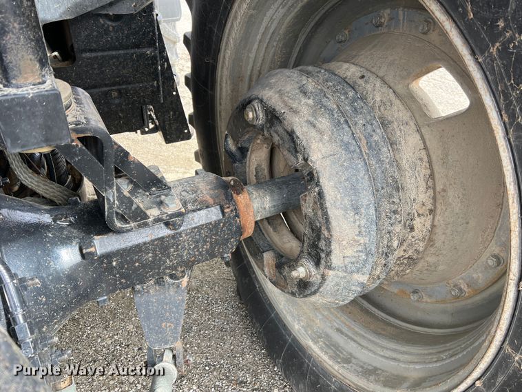 image for item MM9203 2012 Case Maxxum 125  MFWD tractor