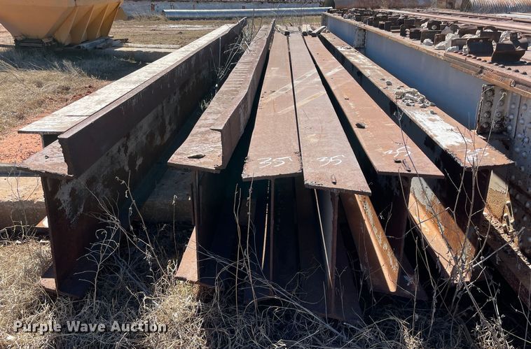 image for item MM9336 (7) steel I-beams