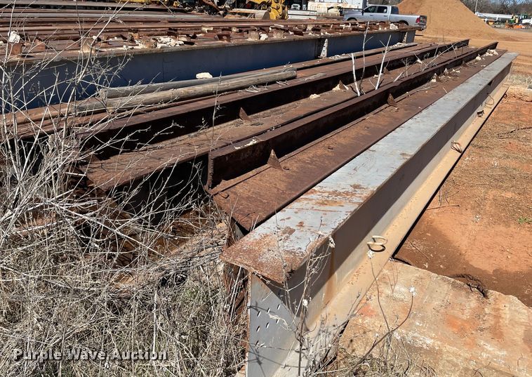 image for item MM9336 (7) steel I-beams