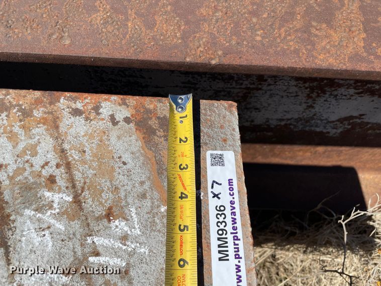 image for item MM9336 (7) steel I-beams