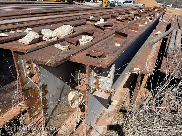 image for item MM9337 (3) steel I-beams