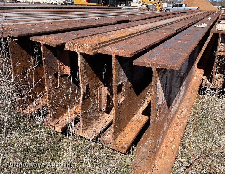 image for item MM9338 (6) steel I-beams
