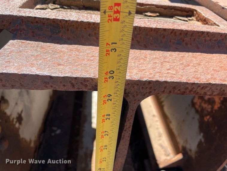 image for item MM9339 (9) steel I-beams