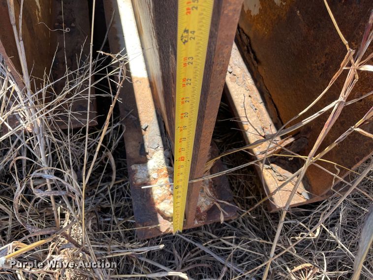 image for item MM9340 (9) steel I-beams