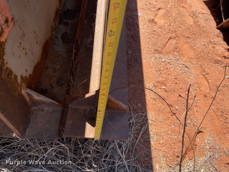 image for item MM9341 (8) steel I-beams