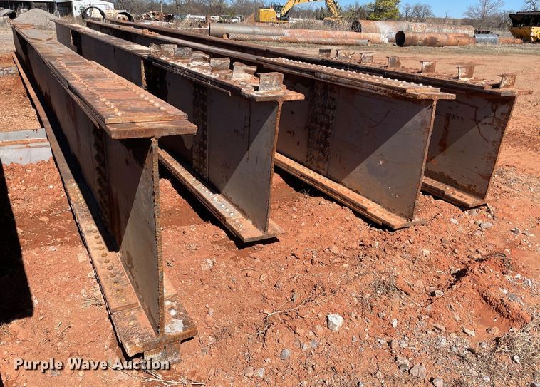 image for item MM9342 (4) steel I-beams