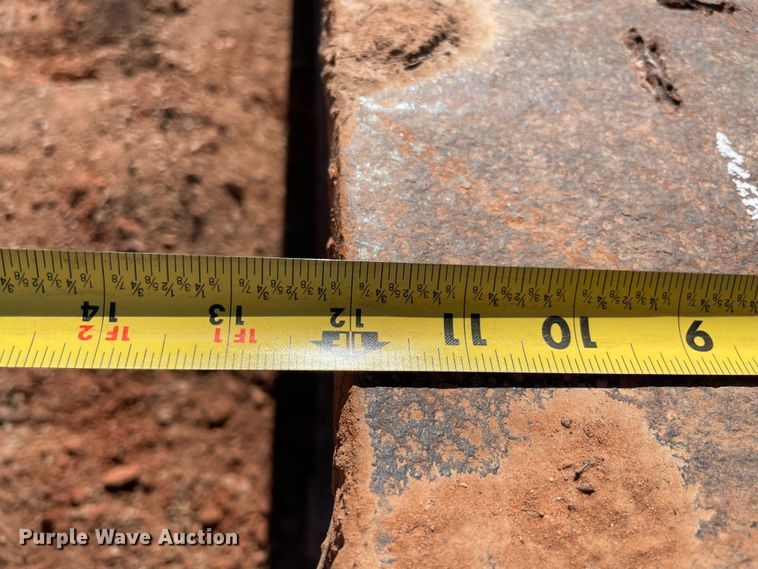 image for item MM9342 (4) steel I-beams