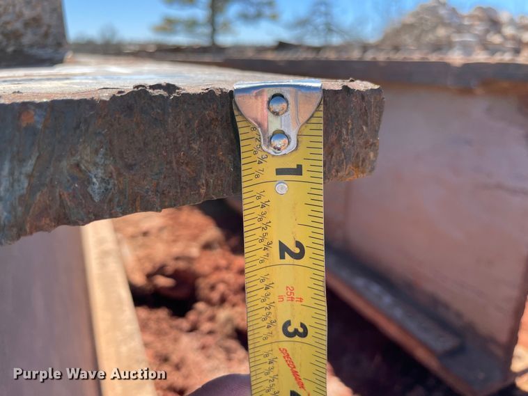 image for item MM9343 (4) steel I-beams