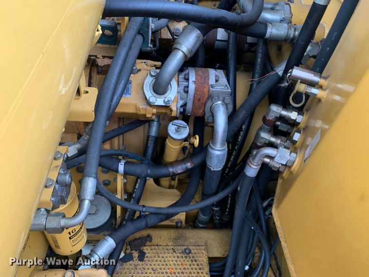 image for item MM9715 2007 Caterpillar PM201  milling machine