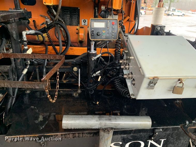 image for item MM9716 2011 Dynapac F1000T  paver