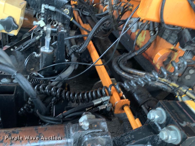 image for item MM9716 2011 Dynapac F1000T  paver