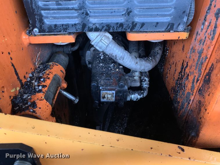 image for item MM9716 2011 Dynapac F1000T  paver