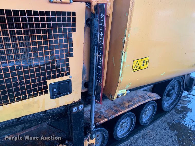 image for item MM9716 2011 Dynapac F1000T  paver