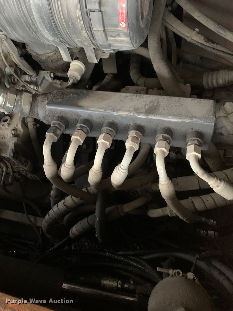 image for item MM9716 2011 Dynapac F1000T  paver