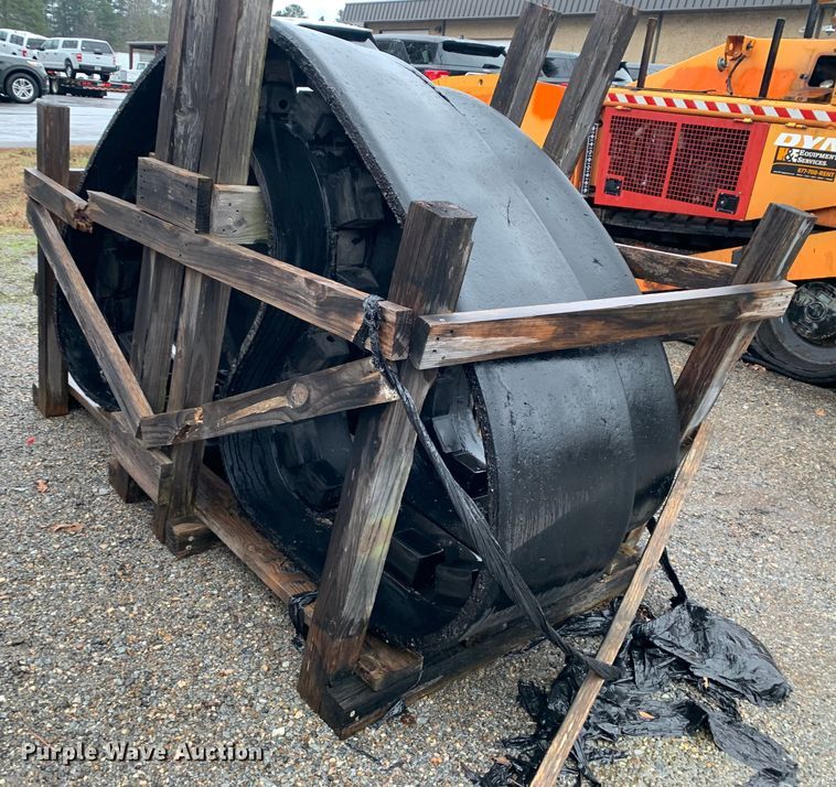 image for item MM9716 2011 Dynapac F1000T  paver