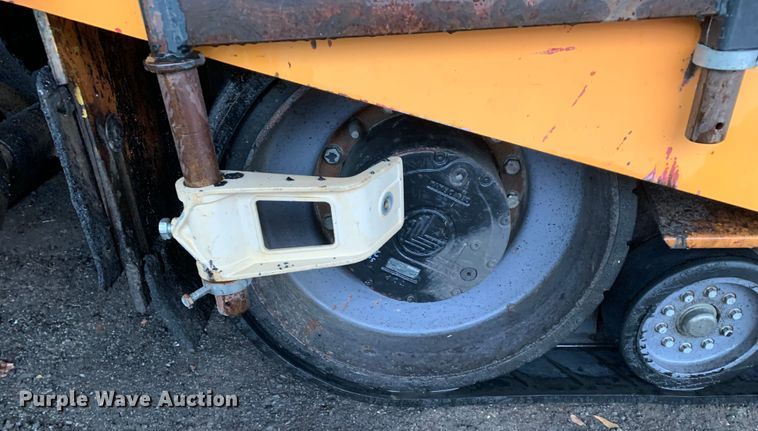 image for item MM9716 2011 Dynapac F1000T  paver