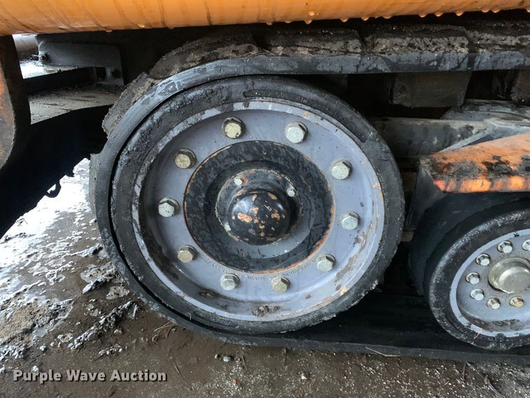 image for item MM9716 2011 Dynapac F1000T  paver