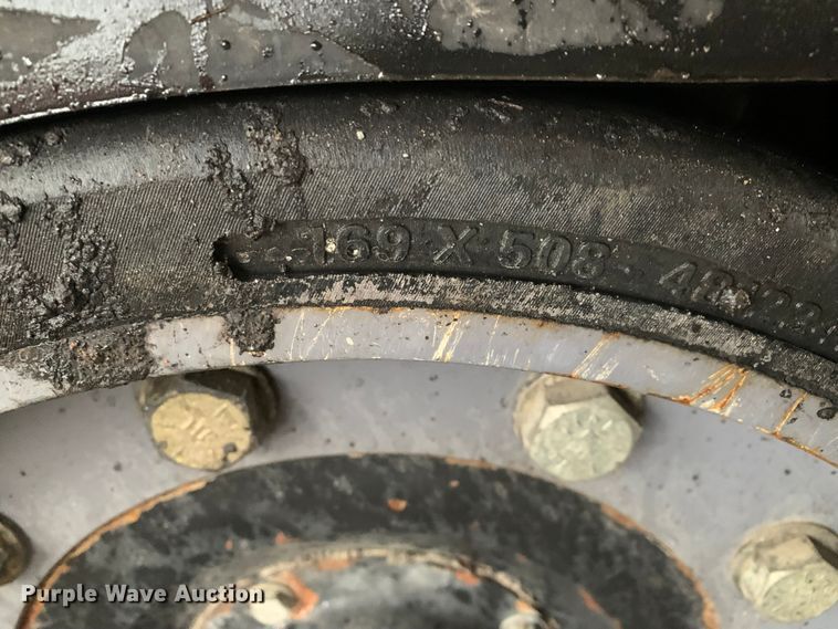 image for item MM9716 2011 Dynapac F1000T  paver