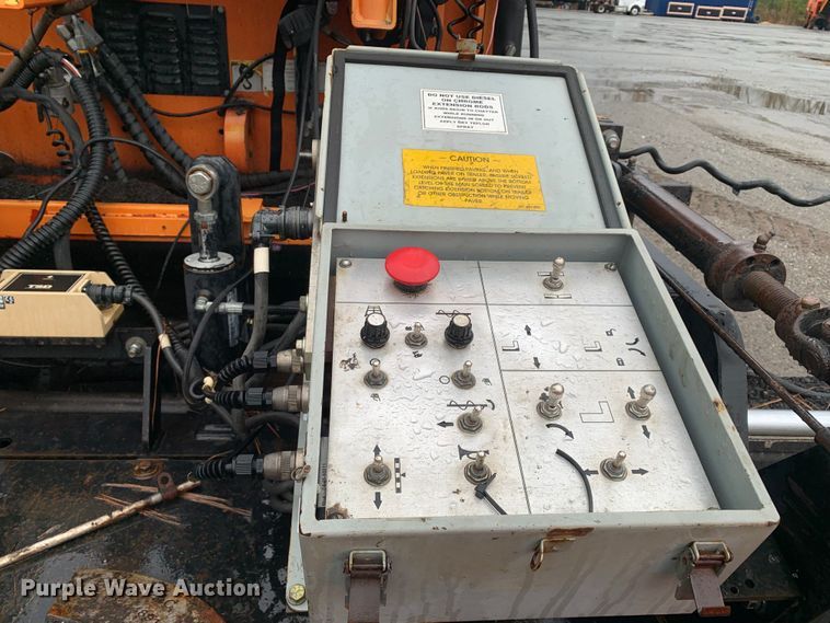 image for item MM9717 Dynapac F1000T  paver