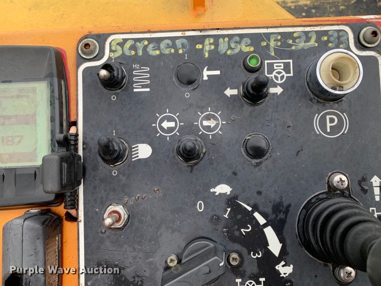 image for item MM9717 Dynapac F1000T  paver