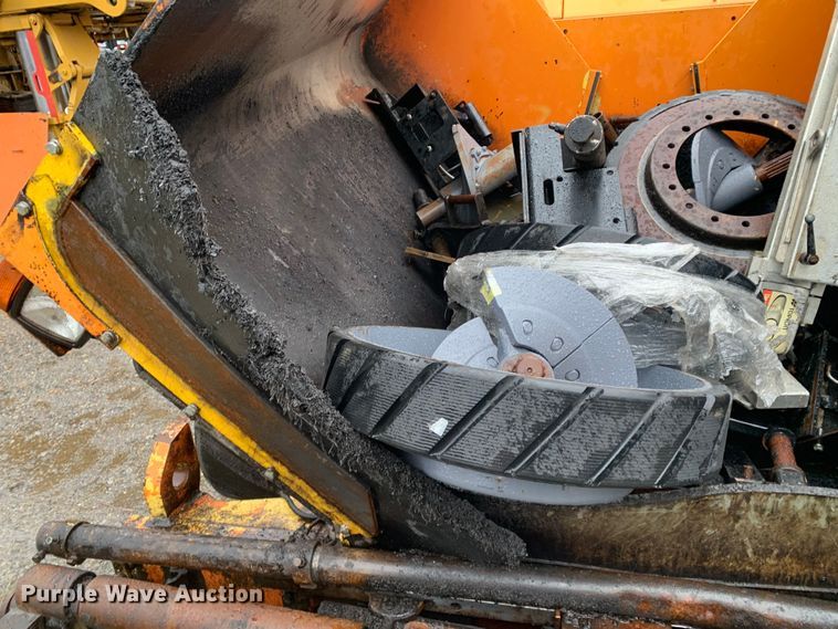 image for item MM9718 Dynapac F1000T  paver