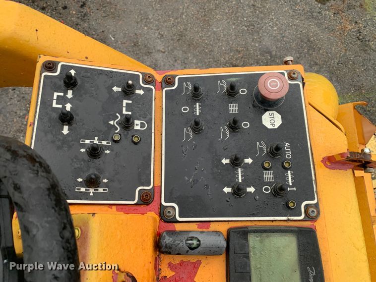 image for item MM9718 Dynapac F1000T  paver