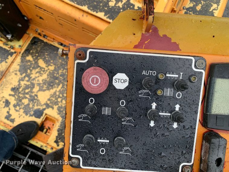 image for item MM9718 Dynapac F1000T  paver