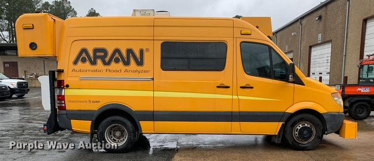 image for item MM9721 2008 Dodge Sprinter 3500  road analyzer van