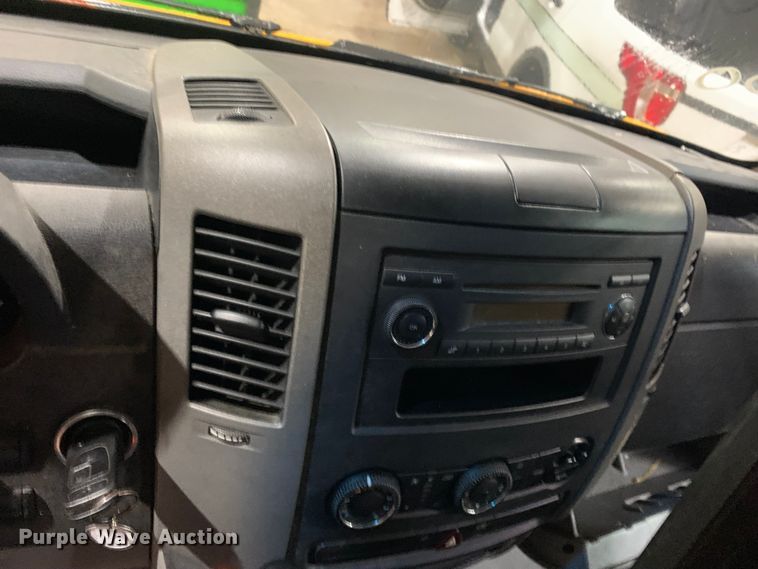 image for item MM9721 2008 Dodge Sprinter 3500  road analyzer van