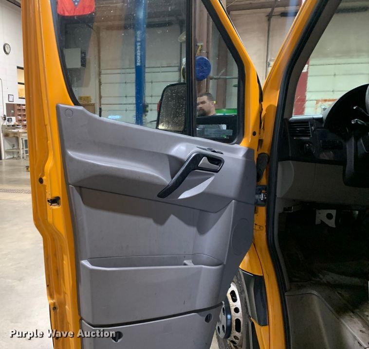 image for item MM9721 2008 Dodge Sprinter 3500  road analyzer van