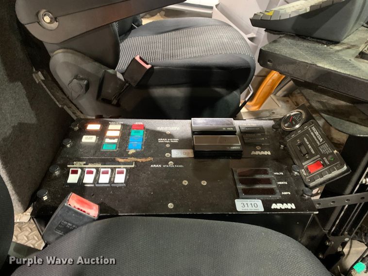 image for item MM9721 2008 Dodge Sprinter 3500  road analyzer van