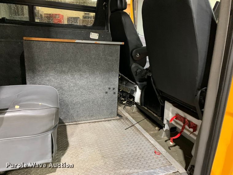 image for item MM9721 2008 Dodge Sprinter 3500  road analyzer van