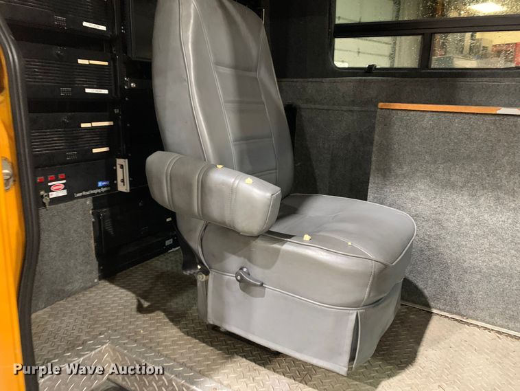 image for item MM9721 2008 Dodge Sprinter 3500  road analyzer van