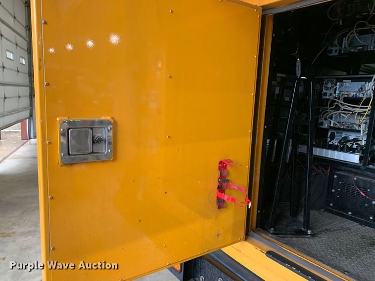 image for item MM9721 2008 Dodge Sprinter 3500  road analyzer van