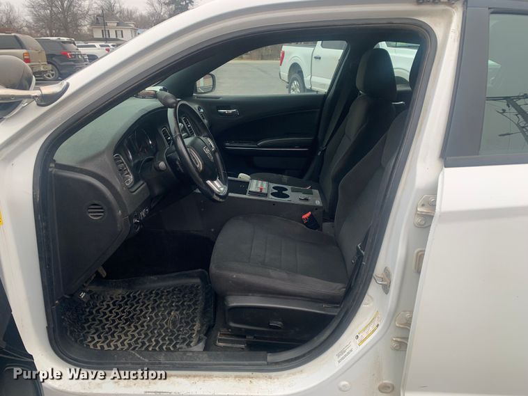 image for item MM9742 2013 Dodge Charger Police