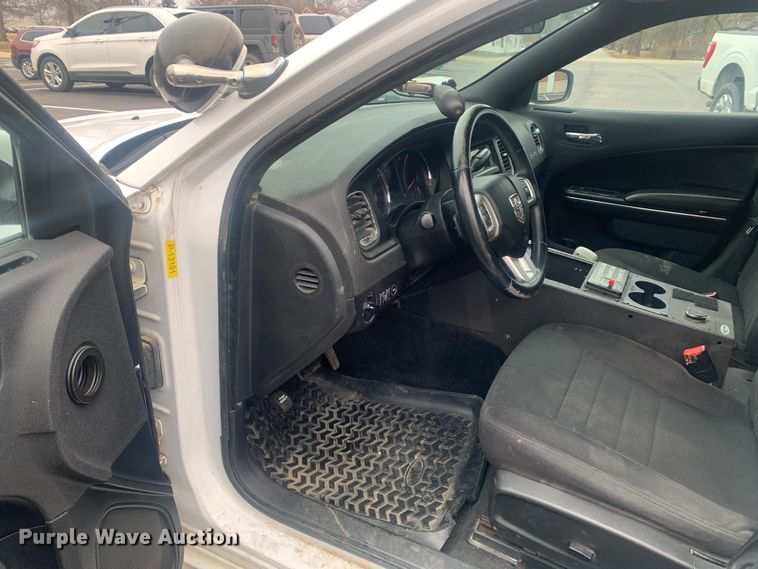 image for item MM9742 2013 Dodge Charger Police