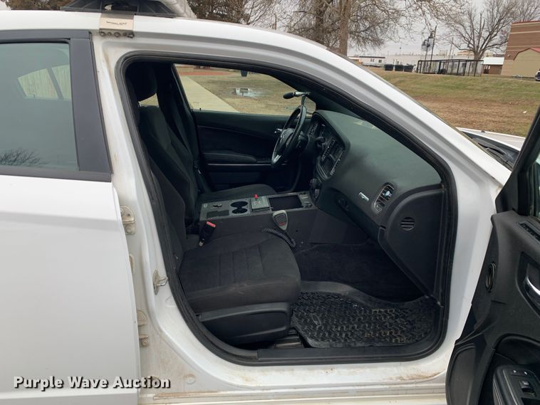 image for item MM9742 2013 Dodge Charger Police