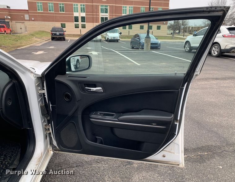 image for item MM9742 2013 Dodge Charger Police