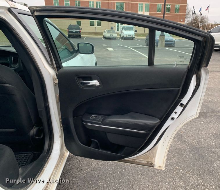 image for item MM9742 2013 Dodge Charger Police