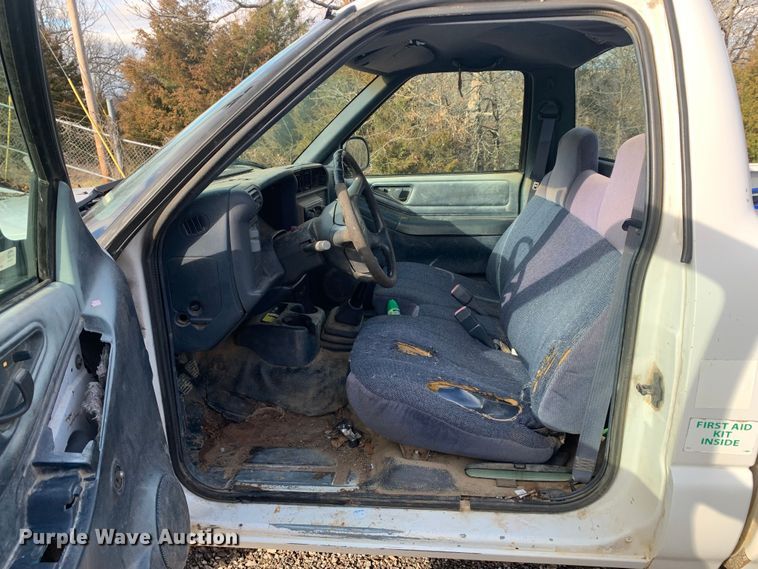 image for item MM9746 1997 Chevrolet S10  pickup truck