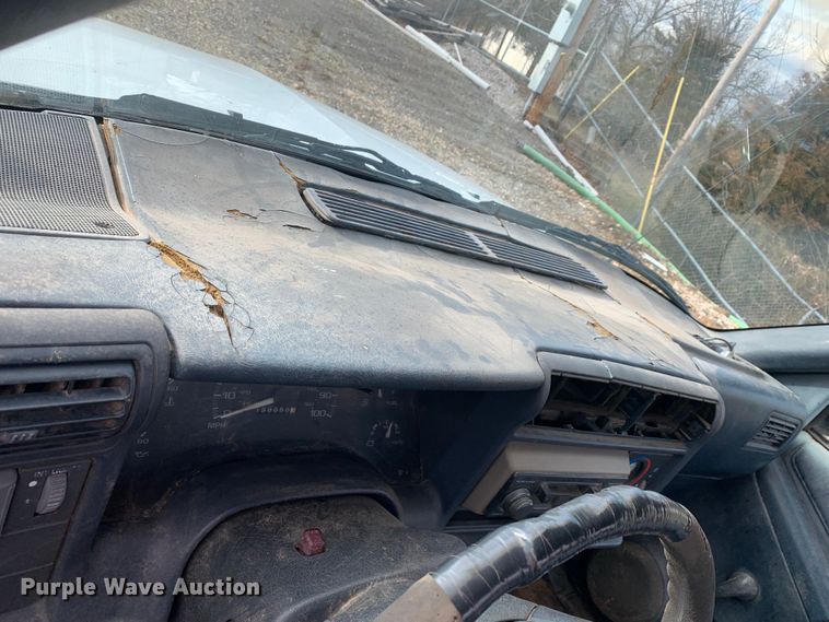 image for item MM9746 1997 Chevrolet S10  pickup truck