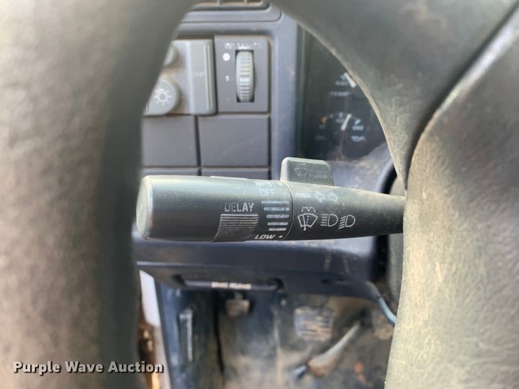 image for item MM9746 1997 Chevrolet S10  pickup truck